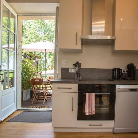 Les Hauts De Condom Appartements Climatises Екстериор снимка